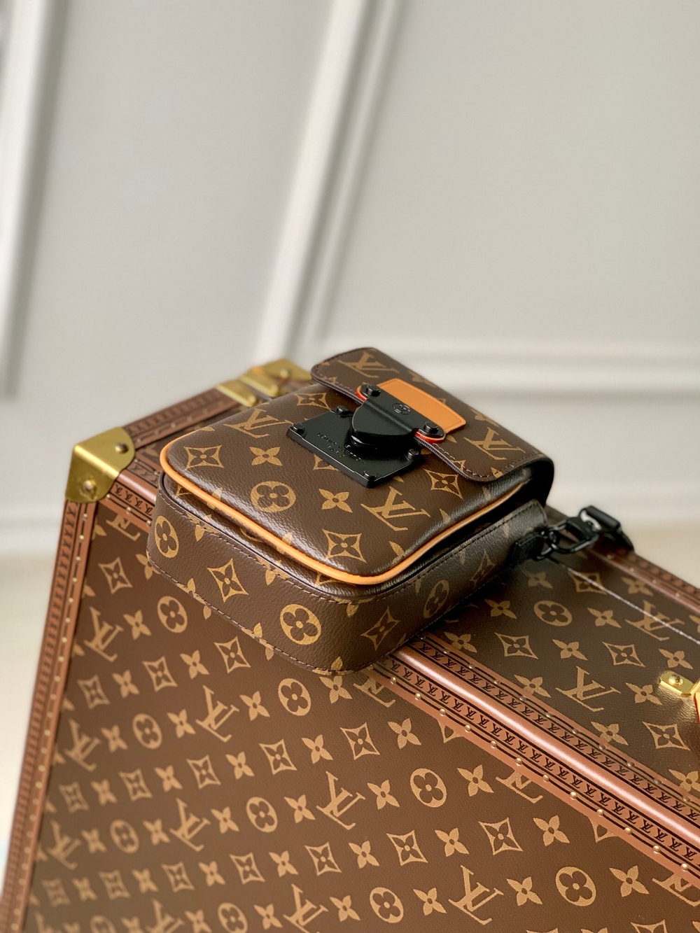 Louis Vuitton S-Lock Vertical Wearable Wallet