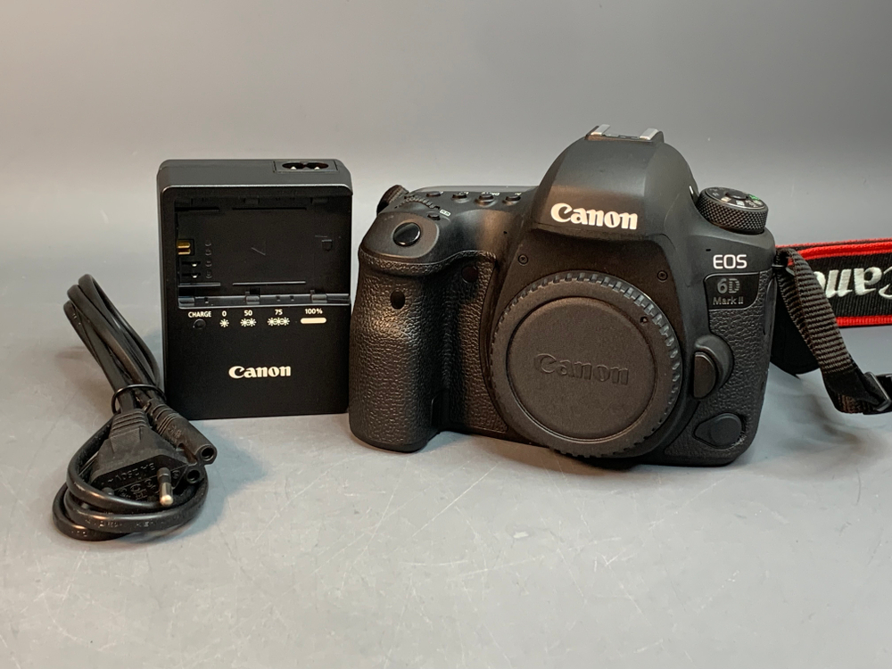 Canon EOS 6D Mark II Body 7.536 кадров