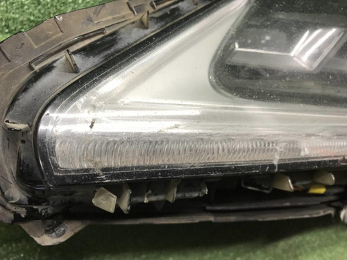 Битая Фара левая Lexus LX 3 15-23 LED Black Vision