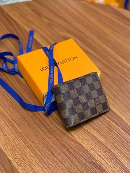 Бумажник Louis Vuitton