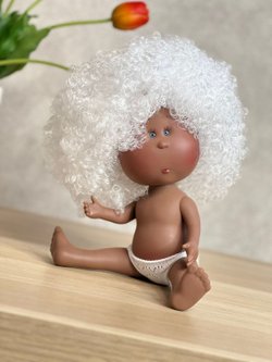 Кукла Nines виниловая 30см MIA без одежды (3000W30A2)