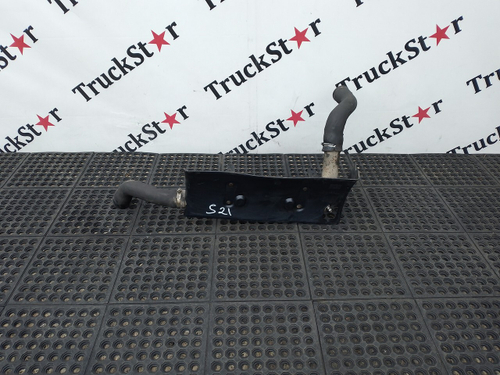 Патрубок системы охлаждения