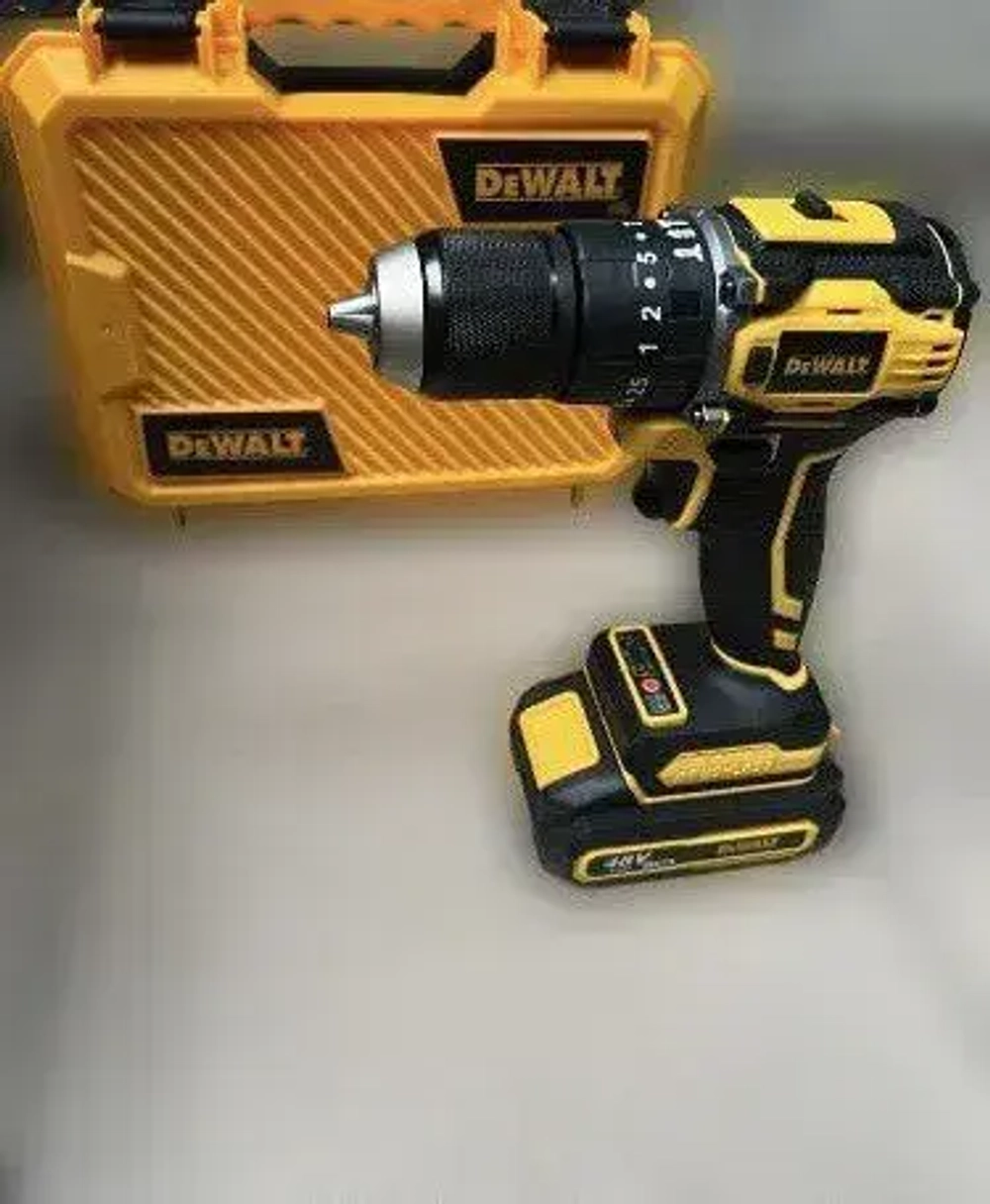 DeWalt Дрель-шуруповерт, 48 В, 80 Нм, 2 АКБ