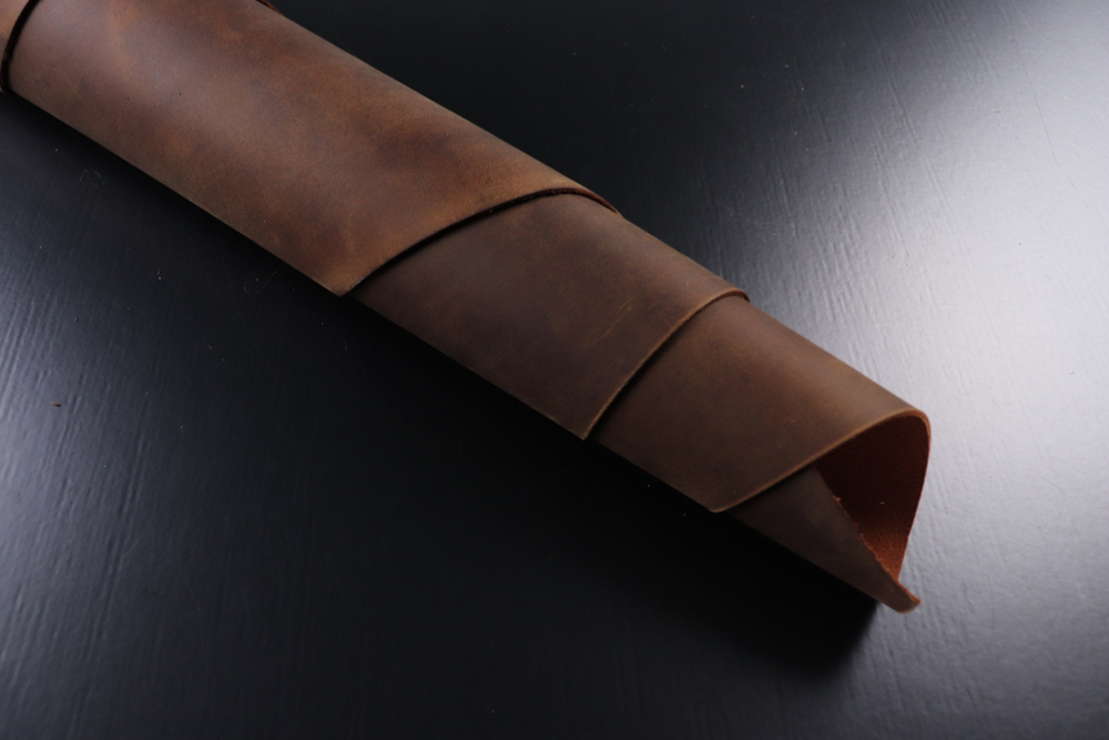 1,4-1,6 Кожа Крейзи Хорс Канди Горький шоколад 128 дм² (КЛ)