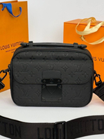 Сумка через плечо Louis Vuitton S-Lock