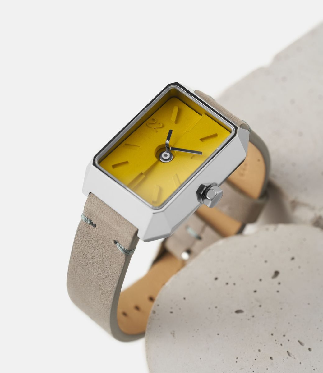 22 Studio Ups & Downs Rectangular Bright Yellow — женские часы с циферблатом из бетона