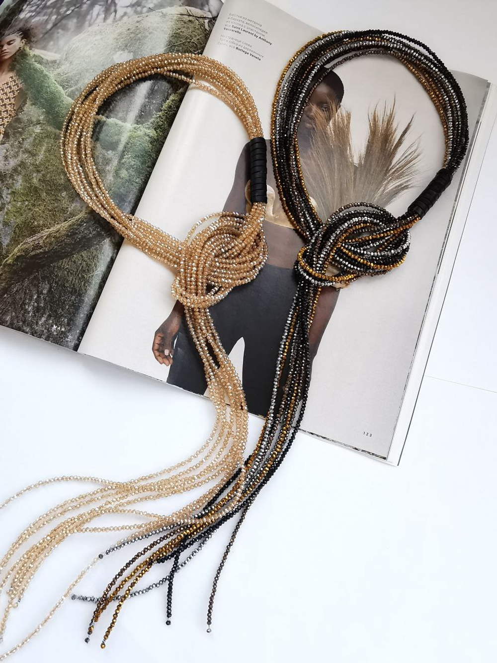 Колье-галстук трансформер, венецианский бисер, цвет золотой песок