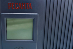 Стабилизатор напряжения Ресанта АСН-3000/1-Ц, Однофазный, 3кВт