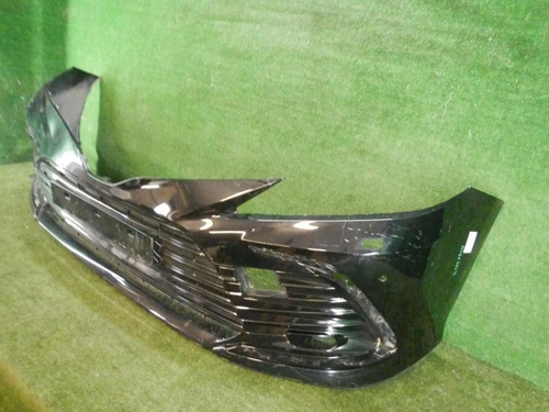 Бампер передний Toyota Camry xv70 (2020-н.в.)