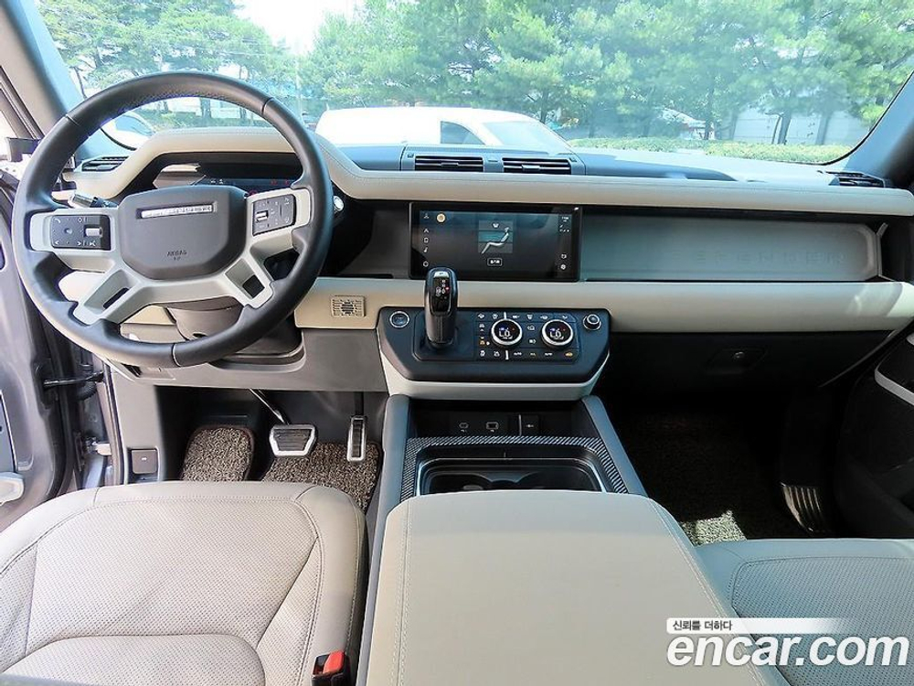 Land Rover Defender (L663) 110 D250 SE (07.2021)