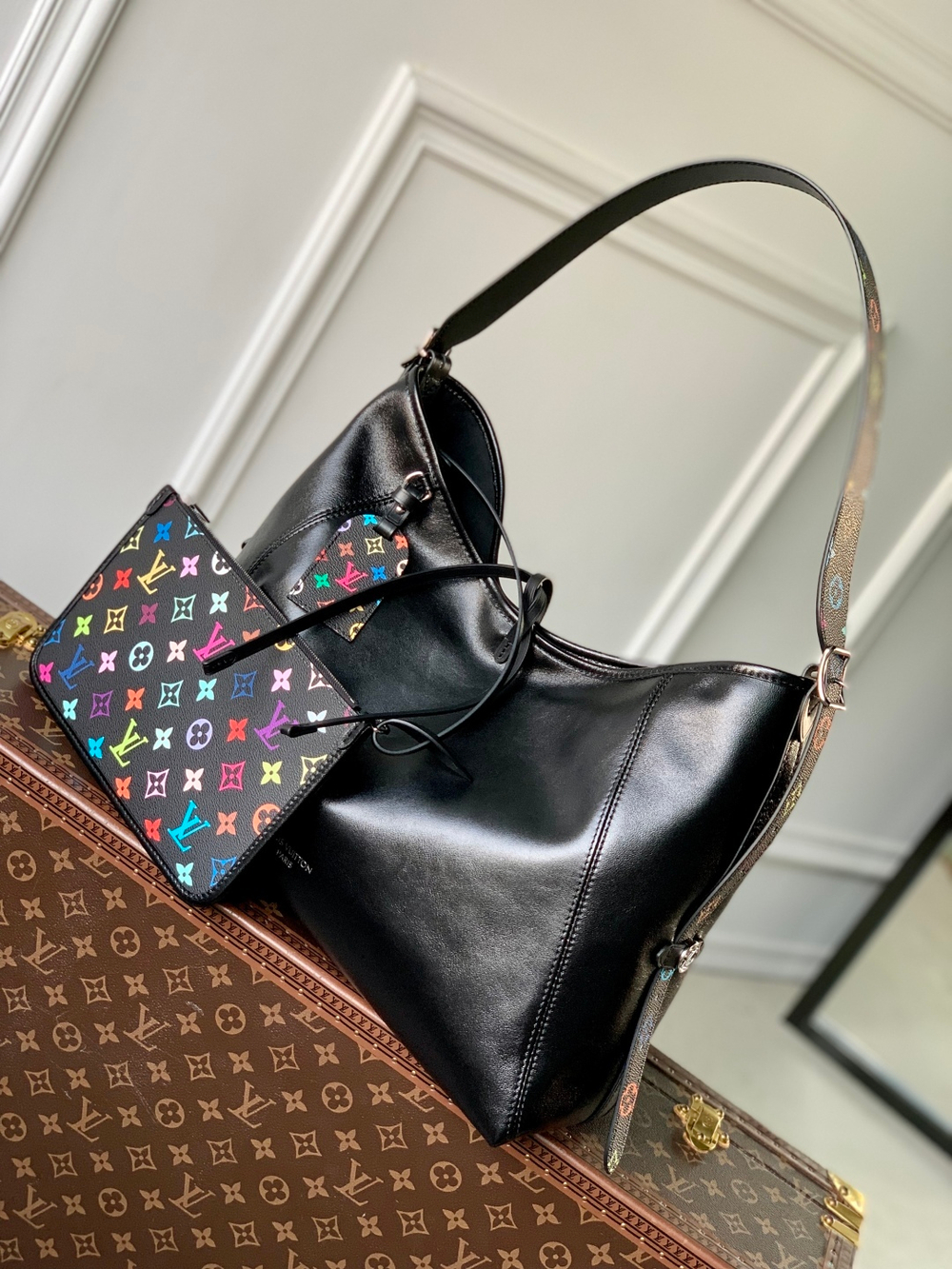 Louis Vuitton CarryAll Dark MM