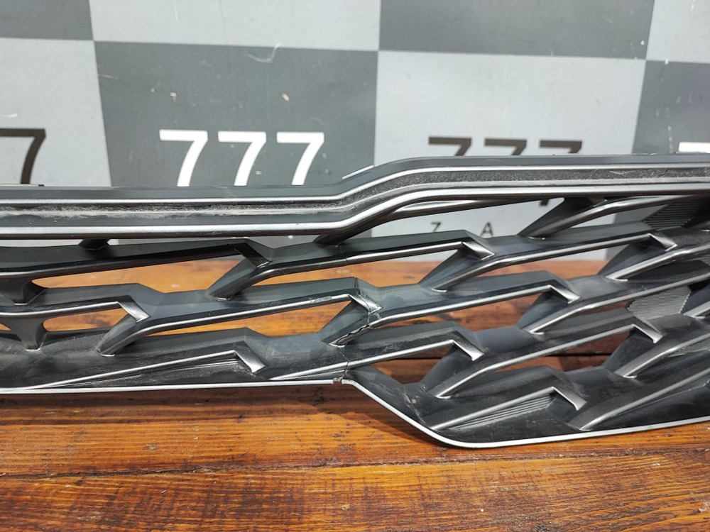 Решетка радиатора GT Line Kia K5 20-22 Б/У Оригинал 86350L2300