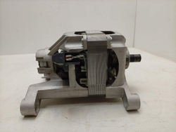 IWUE 4105 CIS кт28 Двигатель для стиральных машин Ariston Indesit C00275461 б/у