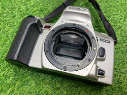 Minolta Dynax 404Si + 35-80mm 35-80mm 3.5-5.6