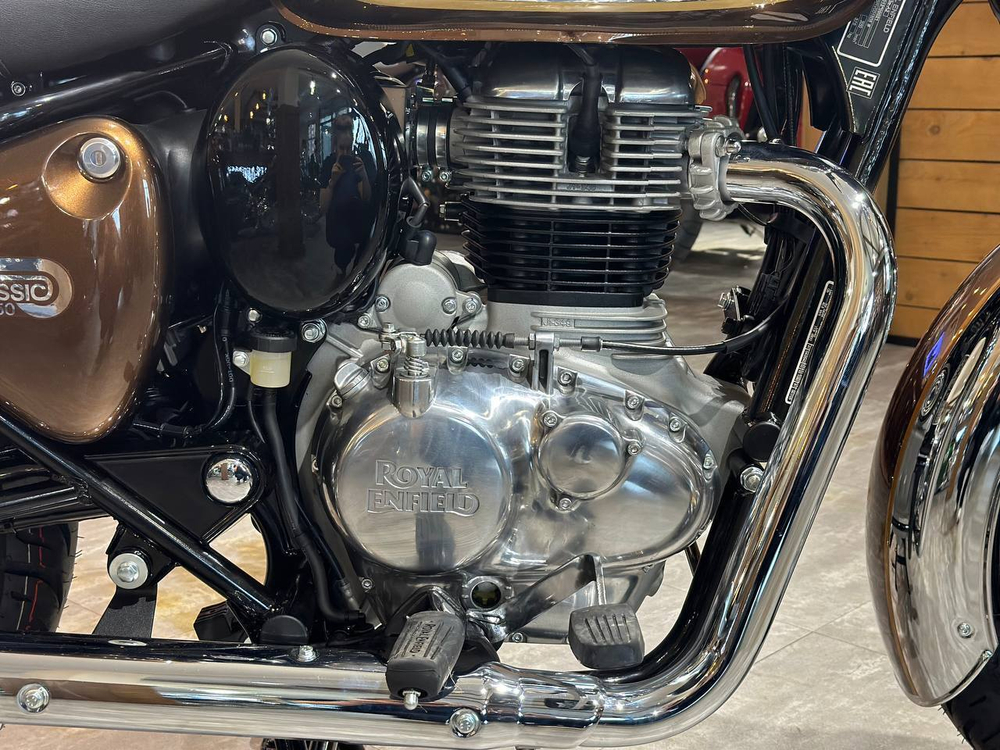 Royal Enfield Classic 350 Chrome Bronze