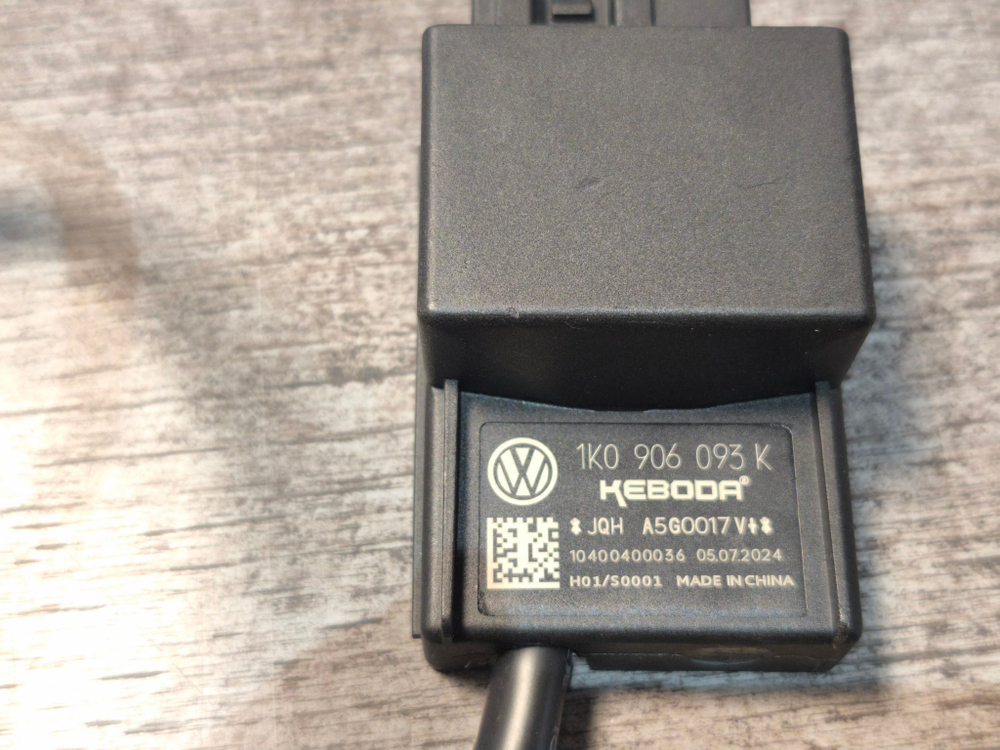 Блок управления бензонасосом VAG GEN 2 1.8-2.0T