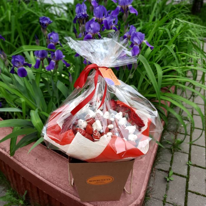 Букет из клубники в шоколаде