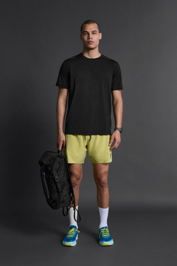 ZARA БАЗОВАЯ СПОРТИВНАЯ ФУТБОЛКА, ЧЕРНЫЙ