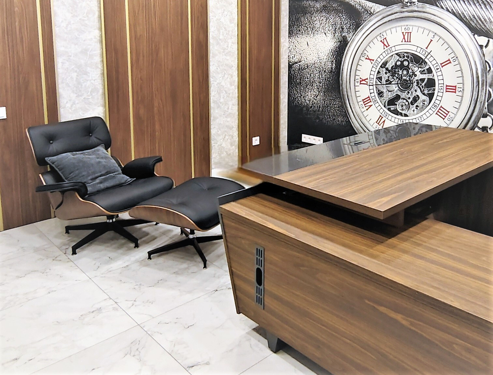 Кресло Eames Lounge с оттоманкой