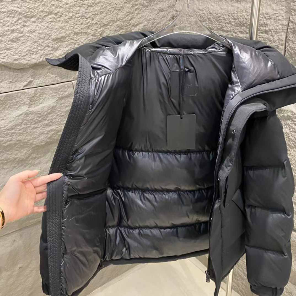 Пуховик Moncler