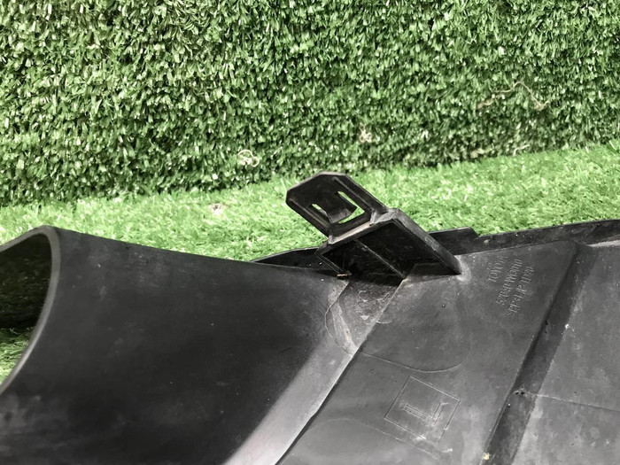 Накладка ПТФ левая Toyota LC Prado 150 (2020-2024)