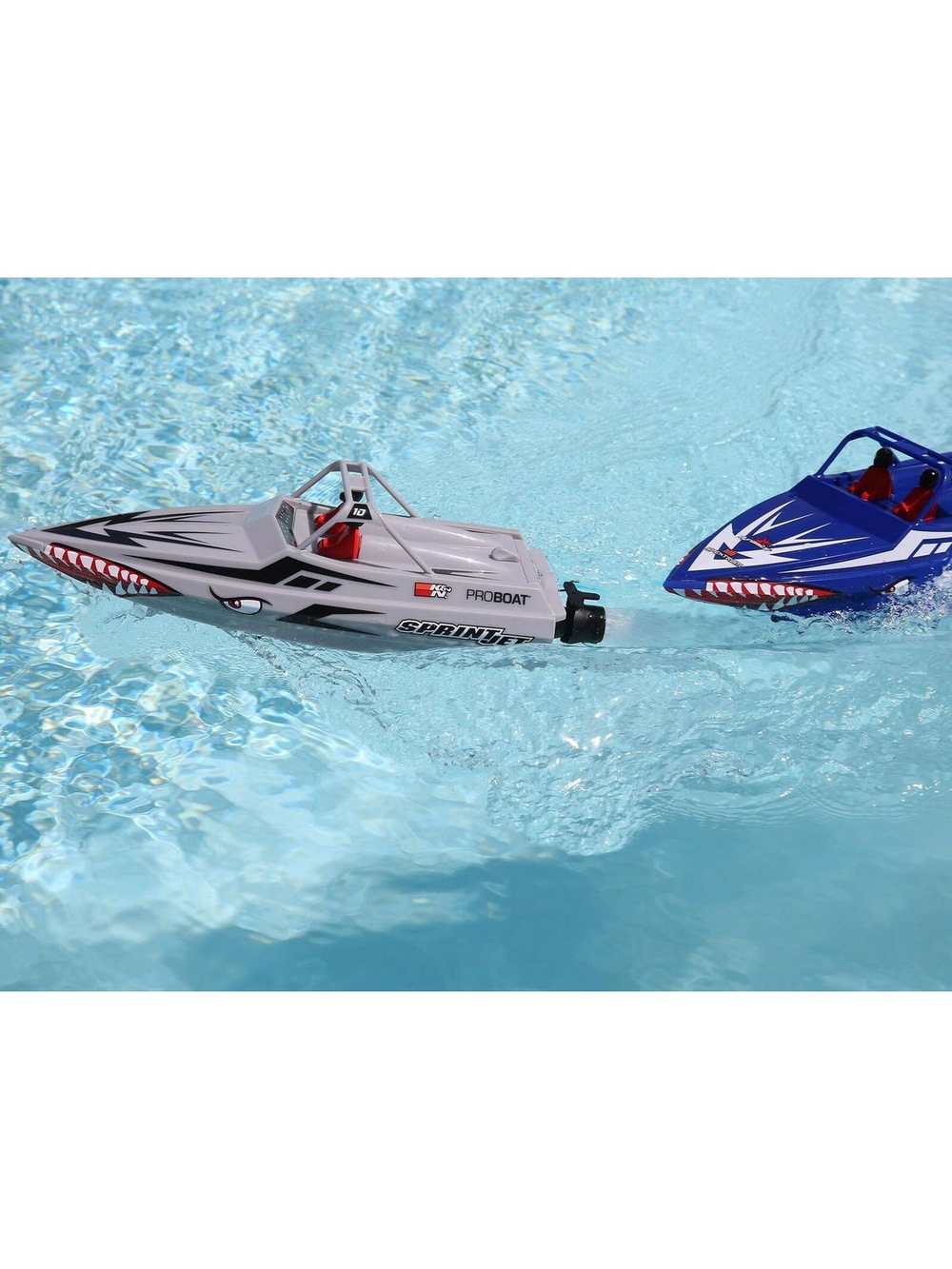 Радиоуправляемый катер ProBoat Sprintjet 9-inch Self-Right Jet Boat (серебряный) RTR