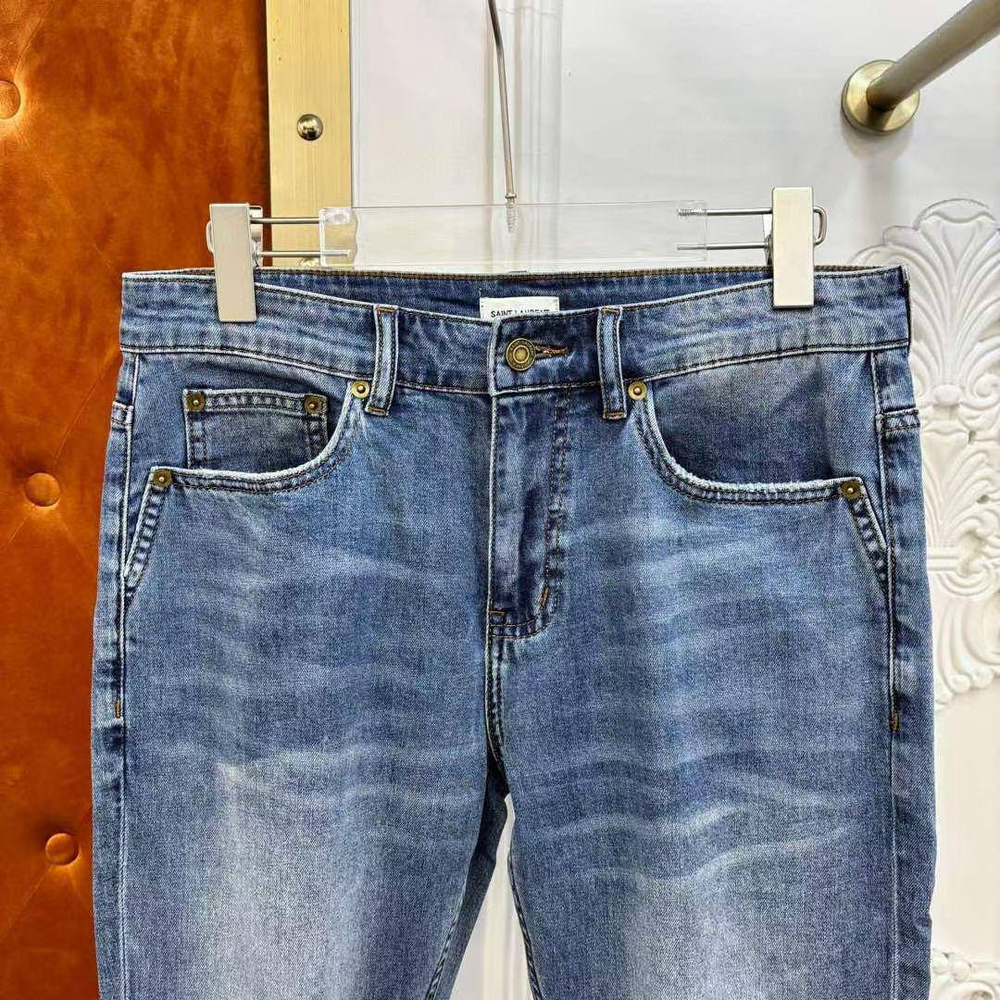 Джинсы Yves Saint Laurent