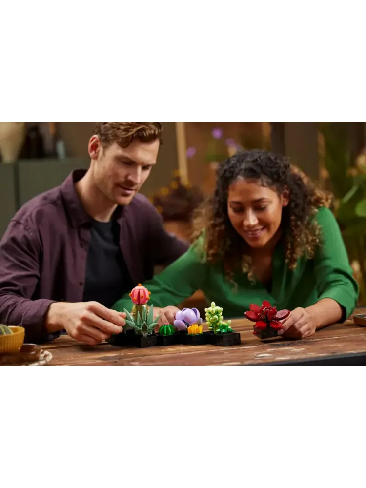 Конструктор Botanical Collection 10309 Суккуленты