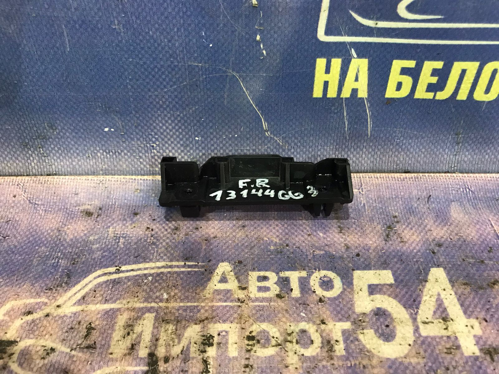 Крепление бампера переднее правое SUBARU IMPREZA 2000-2002