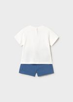 футболка с шортами