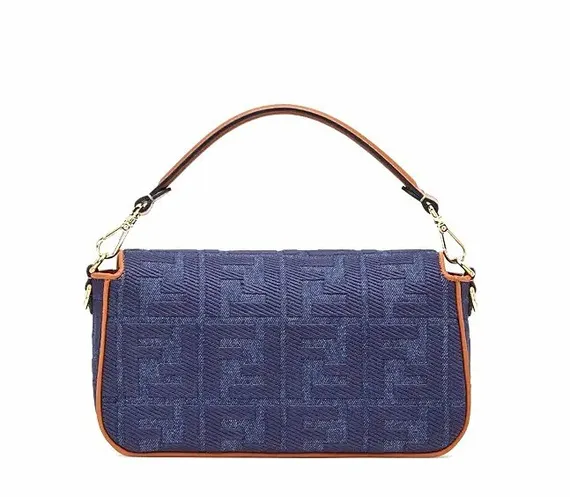 Сумка Fendi из денима синего цвета Baguette