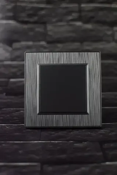 Выключатель одноклавишный серый