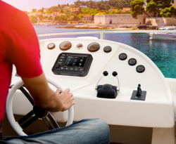 Морская магнитола BOSS MGV550B