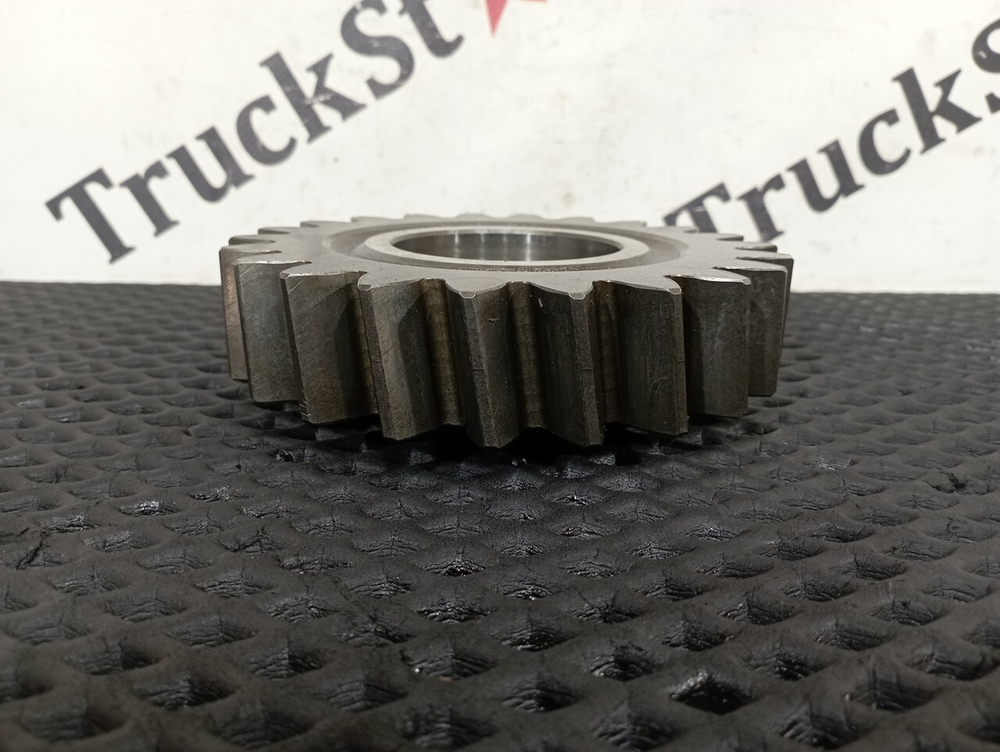 Шестерня заднего хода