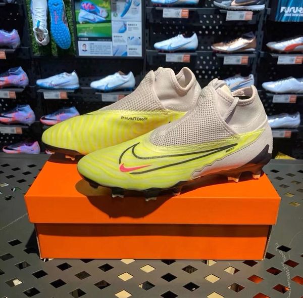 Утечка бутс Nike Phantom GX «Luminous Pack» — последние расцветки сезона 22-23