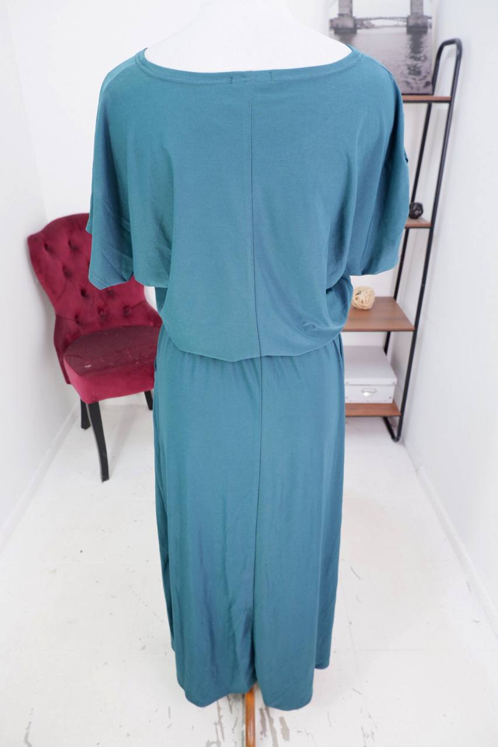 Платье Ю мода свободного кроя, визуально на 50 размер, новое