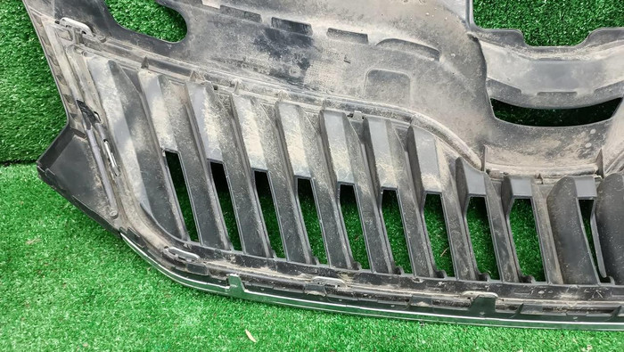 Решетка радиатора Skoda Rapid 1 (2012-2020)