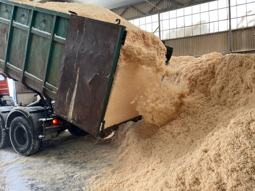 Вывоз (опилок) стружки древесной сухой от 27 кубометров Пухто