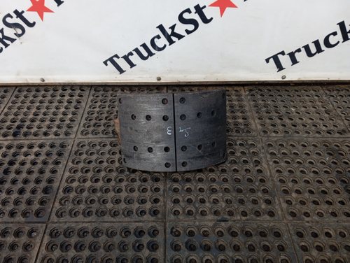 Колодка барабанного тормоза 2024г