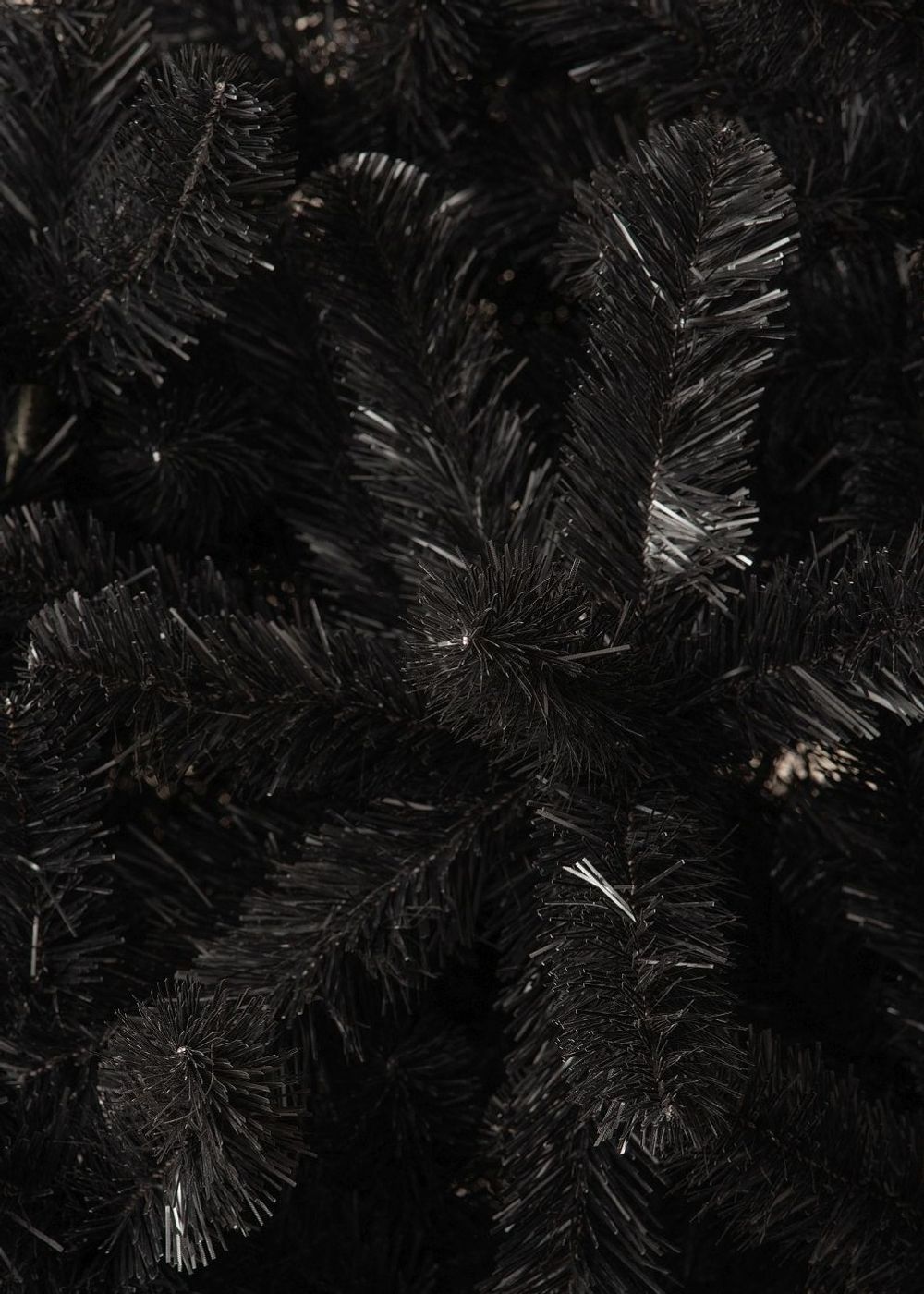 Искусственная черная елка «Чёрная жемчужина» 3 м