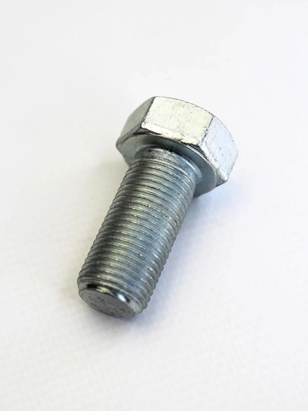 Болт М16*35*1,5 8.8