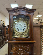 Старинные напольные часы