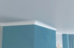 Карниз 20х20х2000мм. Экополимер потолочный плинтус Cosca KX021