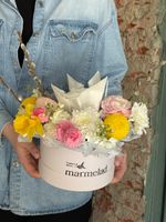 Композиция в коробке с куличем 150гр.