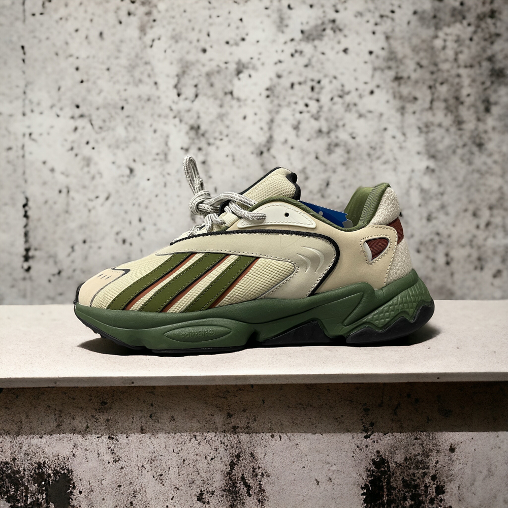 Adidas Oztral • White Olive