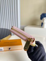 Louis Vuitton Zippy Wallet