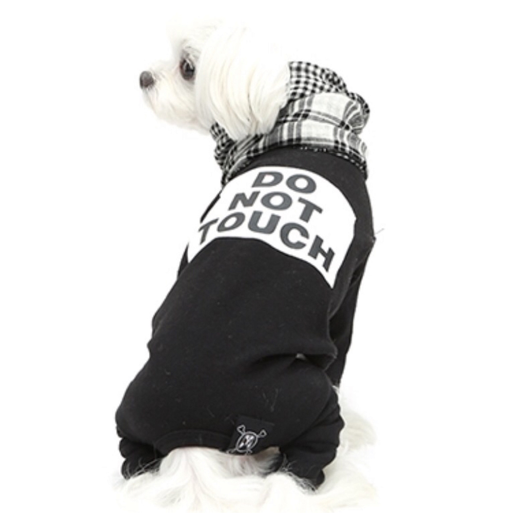 205 Спортивный костюм "Do Not Touch"