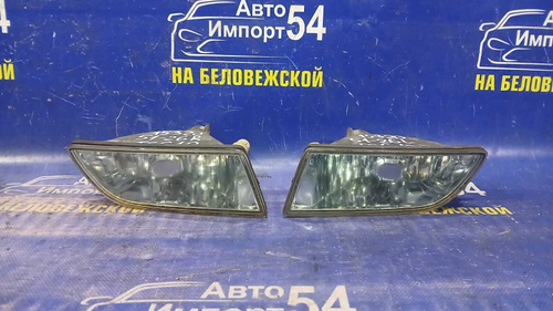 Туманка правая TOYOTA PROGRES 2001-2007