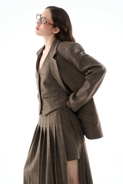 Однобортный жакет в клетку