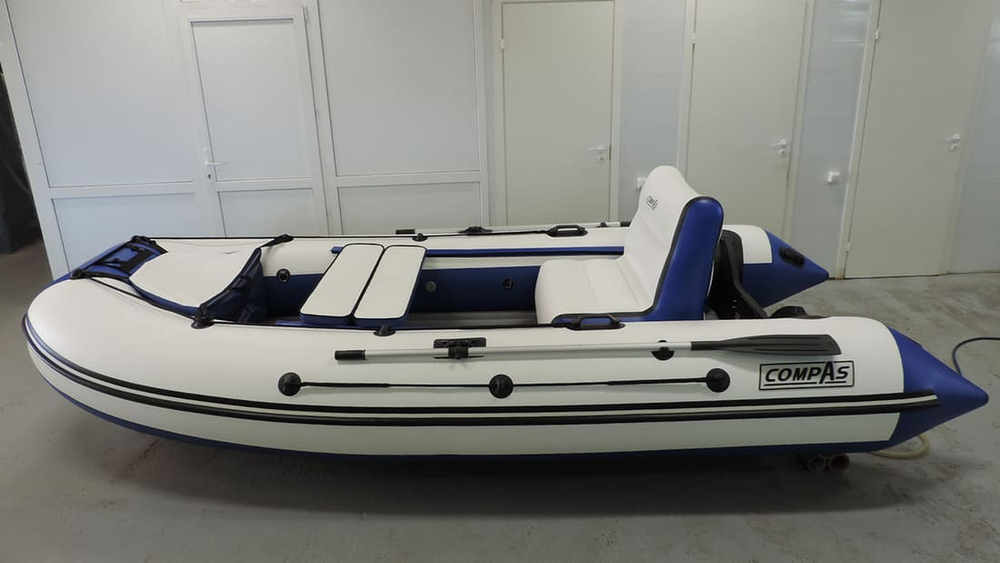 Лодка ПВХ COMPAS 430
